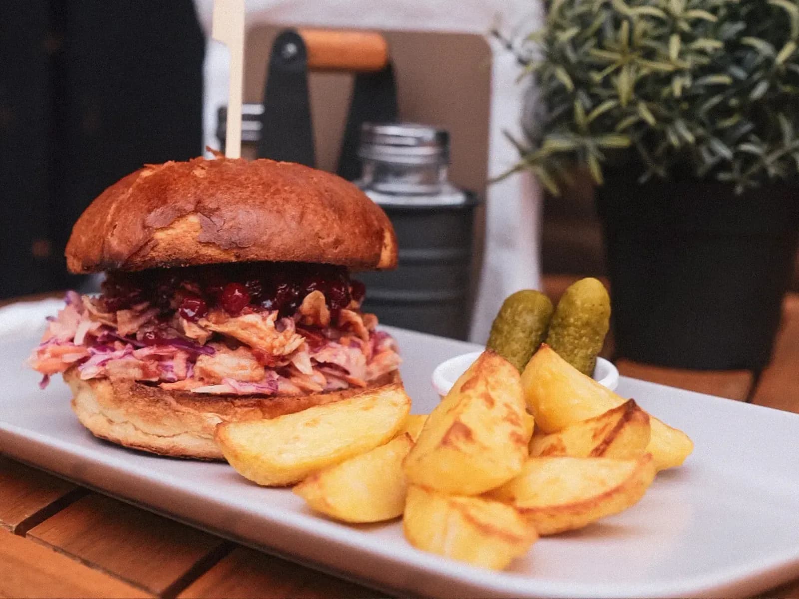 Burger sa ćuretinom