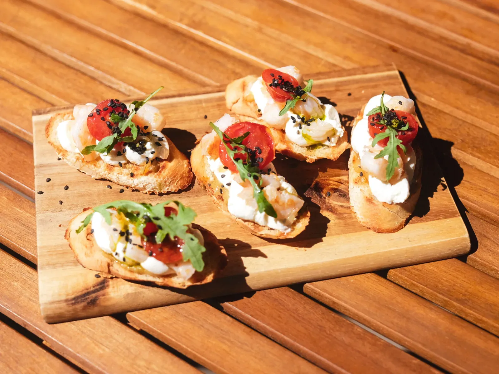 Brusketa sa gamborima i krem sirom